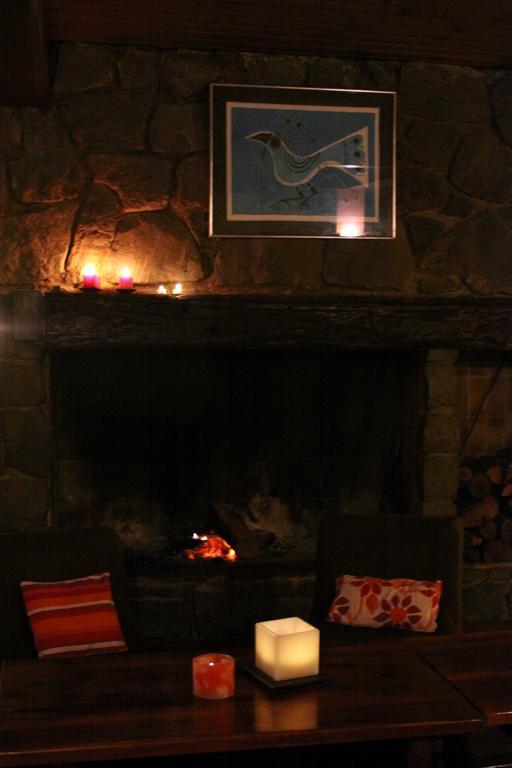 Hosteria De La Villa - Moonski San Carlos de Bariloche Exterior photo